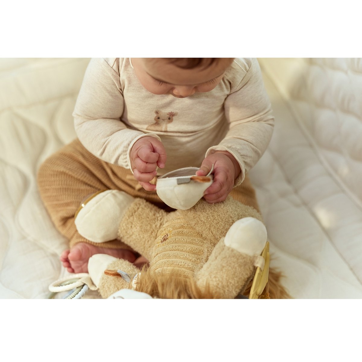 Peluche d'activités jaune, LITTLE DUTCH
