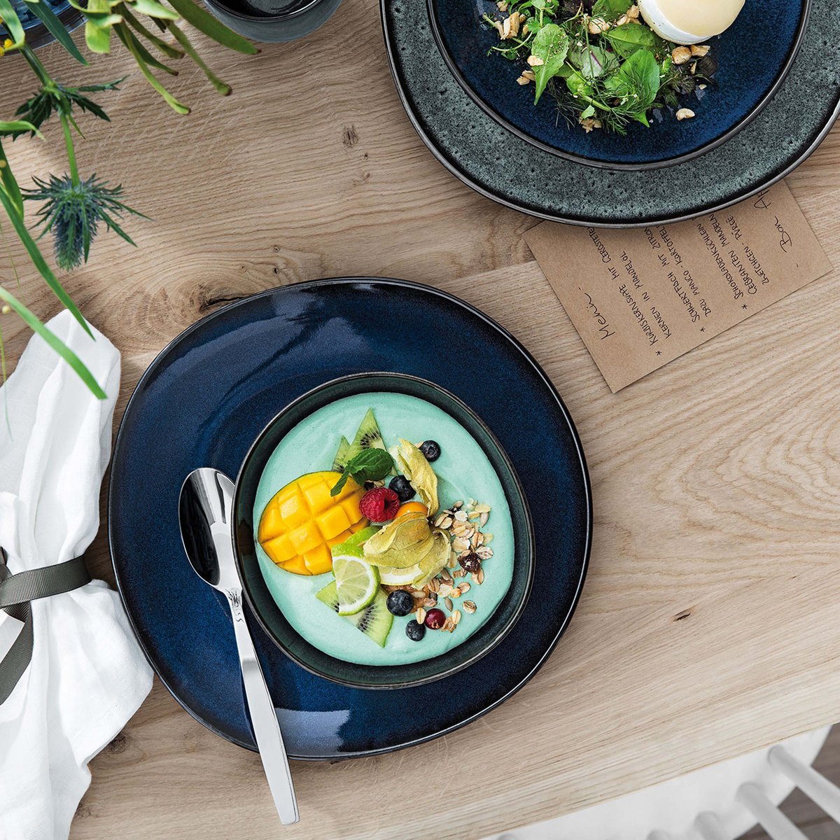 Assiette Plate LAVE bleu, LIKE. BY VILLEROY & BOCH