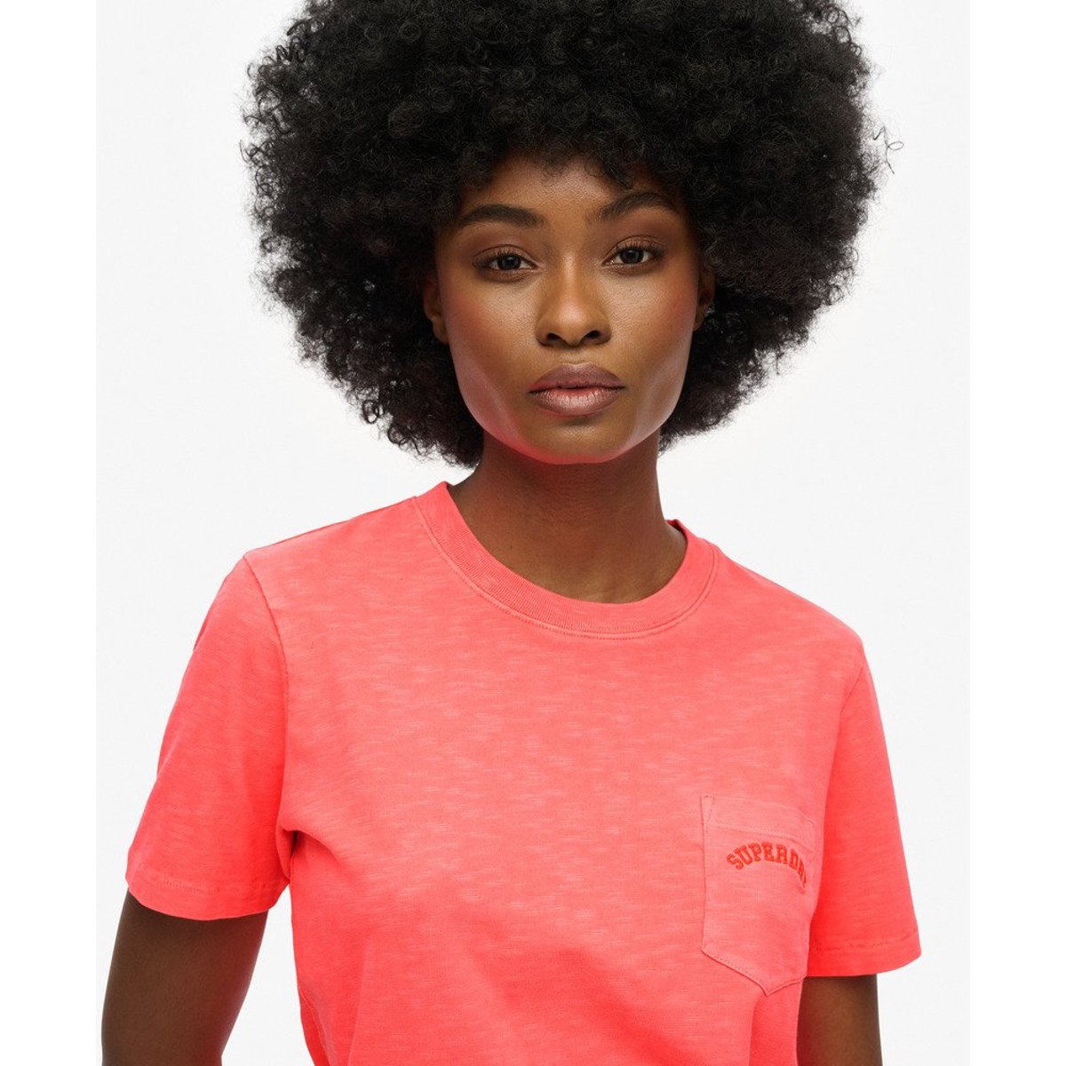 T-shirt à poche et logo Garment Dye Essential corail épicé, SUPERDRY