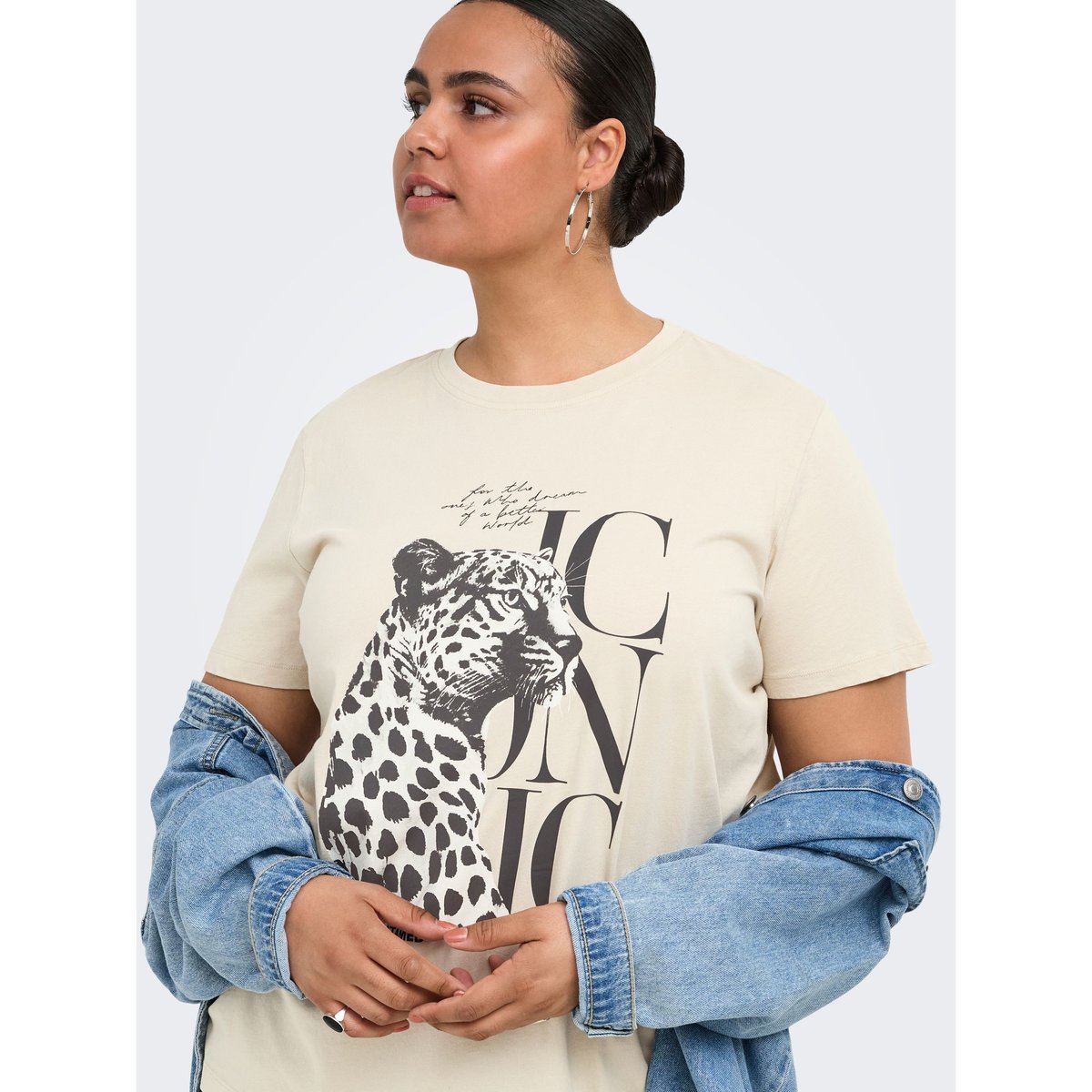T-Shirt pumice stone, ONLY CARMAKOMA