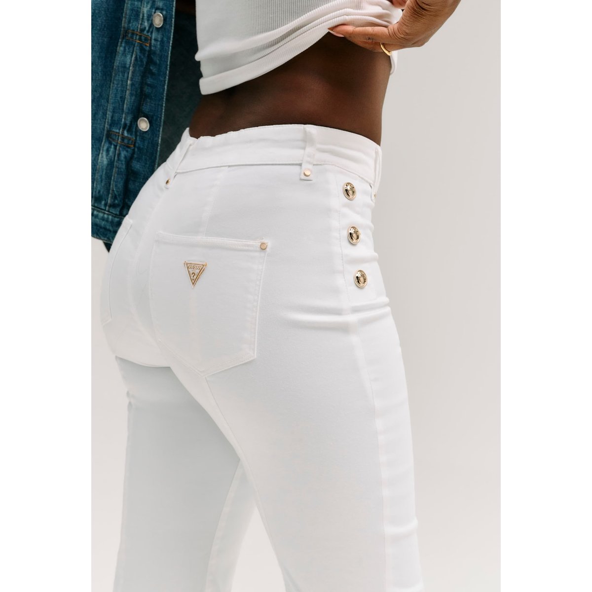 Nouveau Pantalon Faye Chino blanc, GUESS