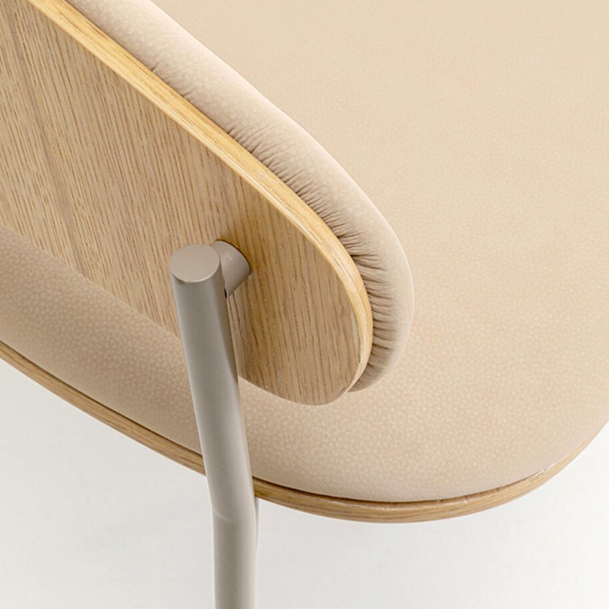 Chaise avec accoudoirs en chêne, CINDY beige, KARE DESIGN