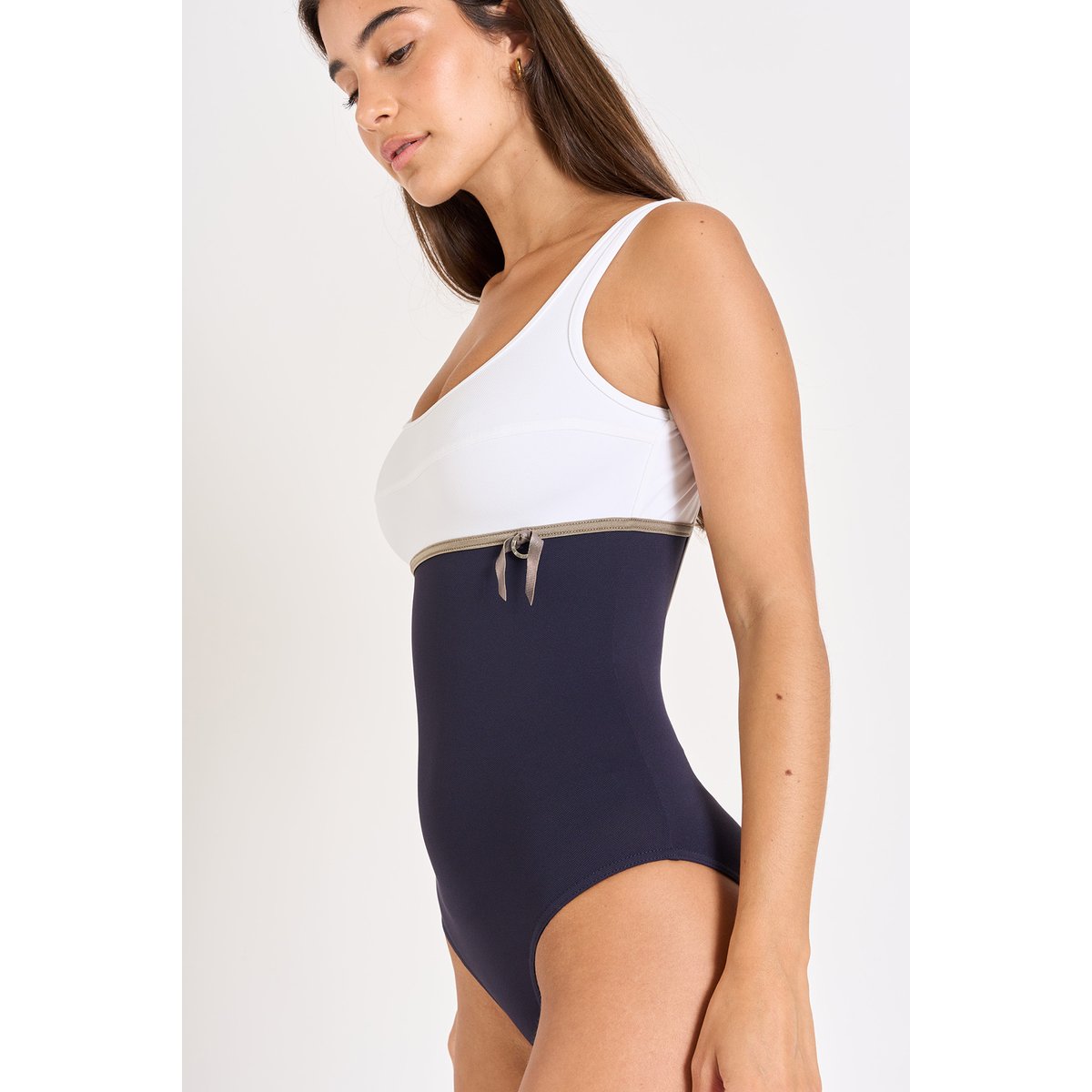 Maillot de bain 1 pièce Megranie - TAMARINDO bleu marine, LIVIA