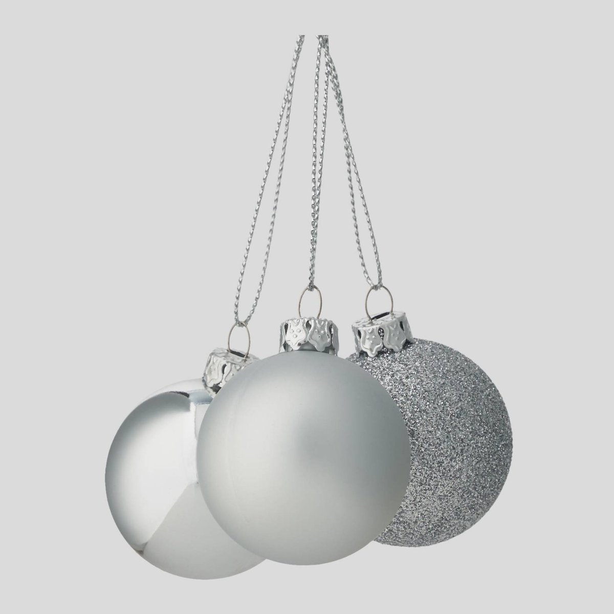 Boite de 9 boules en plastique argent, MONOPRIX