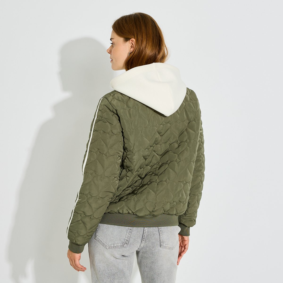 Blouson matelassé à capuche vert kaki, GRAIN DE MALICE