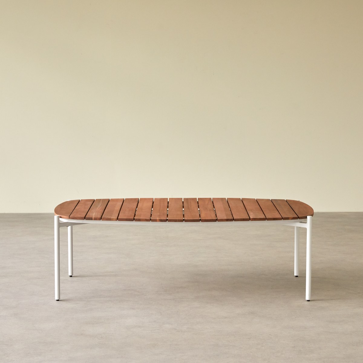 Table basse de jardin en Acacia massif, LUCA naturel, TIKAMOON