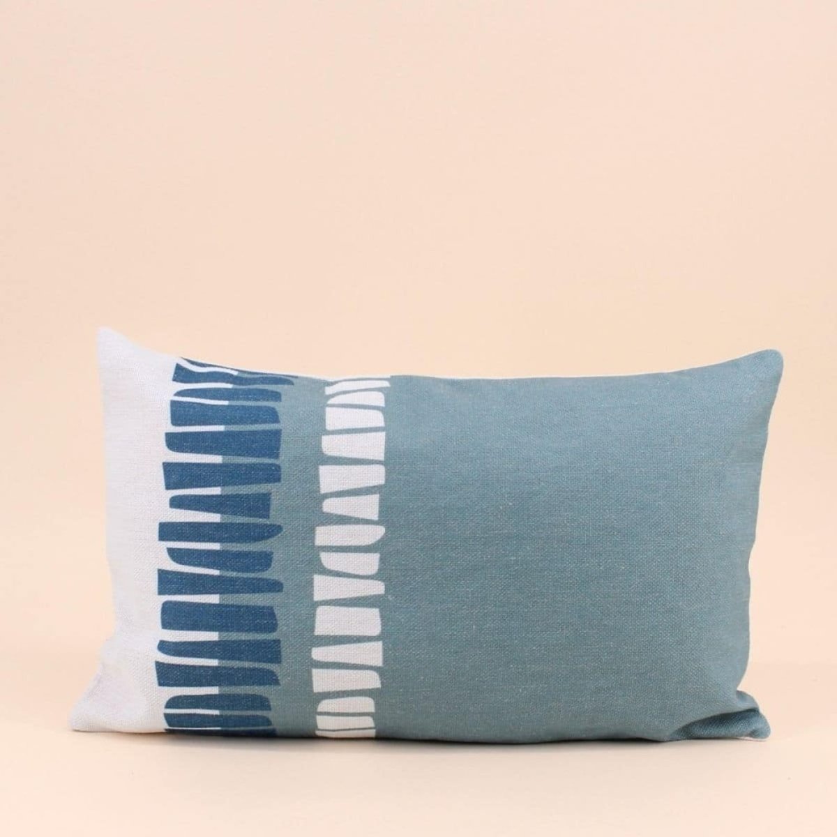 Coussin exterieur à motifs géométriques 30x50cm gris foncé, ORNAMI