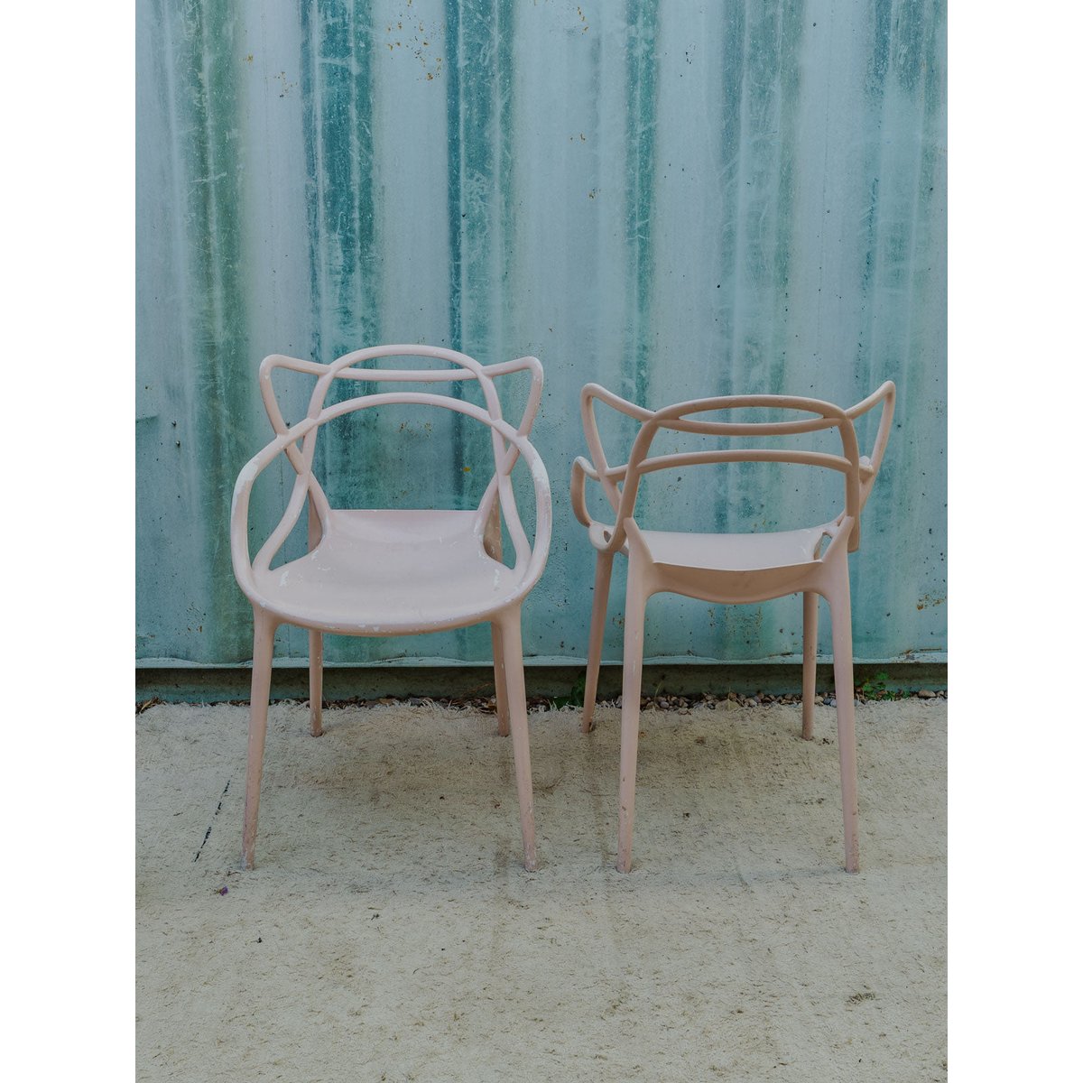 Lot de 4 fauteuils en plastique rose Jakob N°1413 - Bon état rose, DEBONGOUT