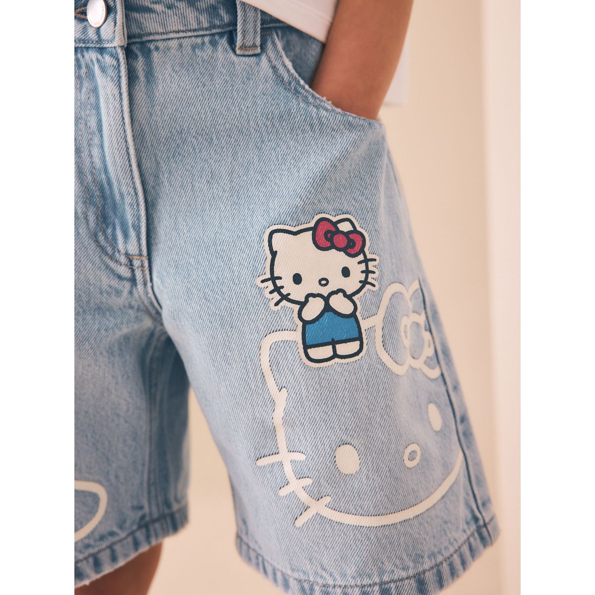 Short denim bleu clair hello kitty, NEXT