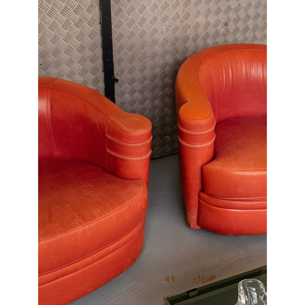 Paire de fauteuils Jakob N°320 - Bon état orange, DEBONGOUT