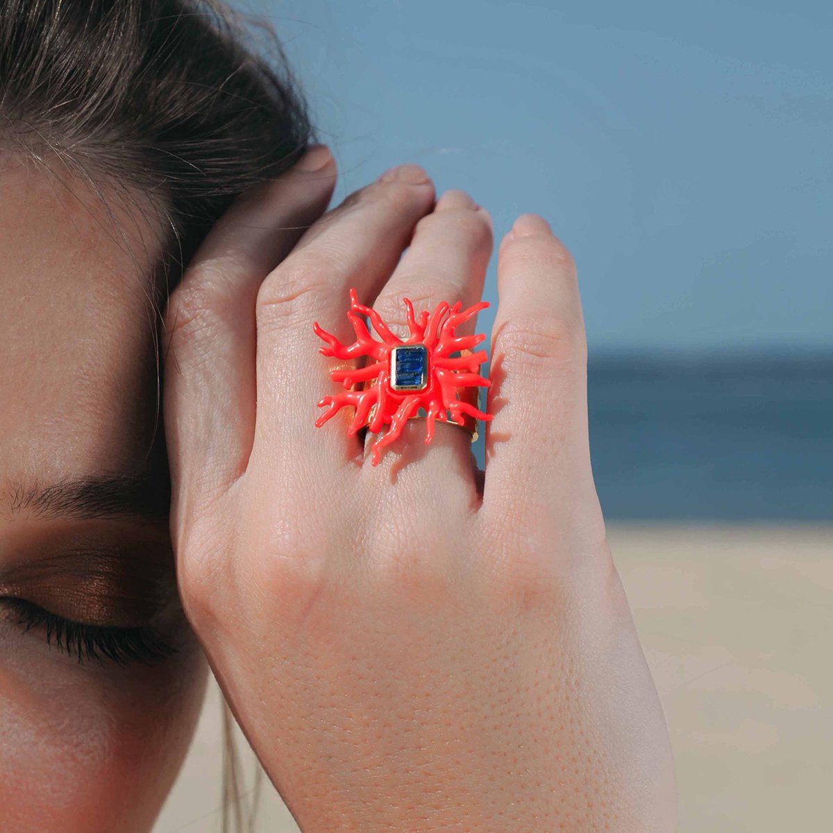 Bague avec cabochon central TALASSA rouge, HIPANEMA