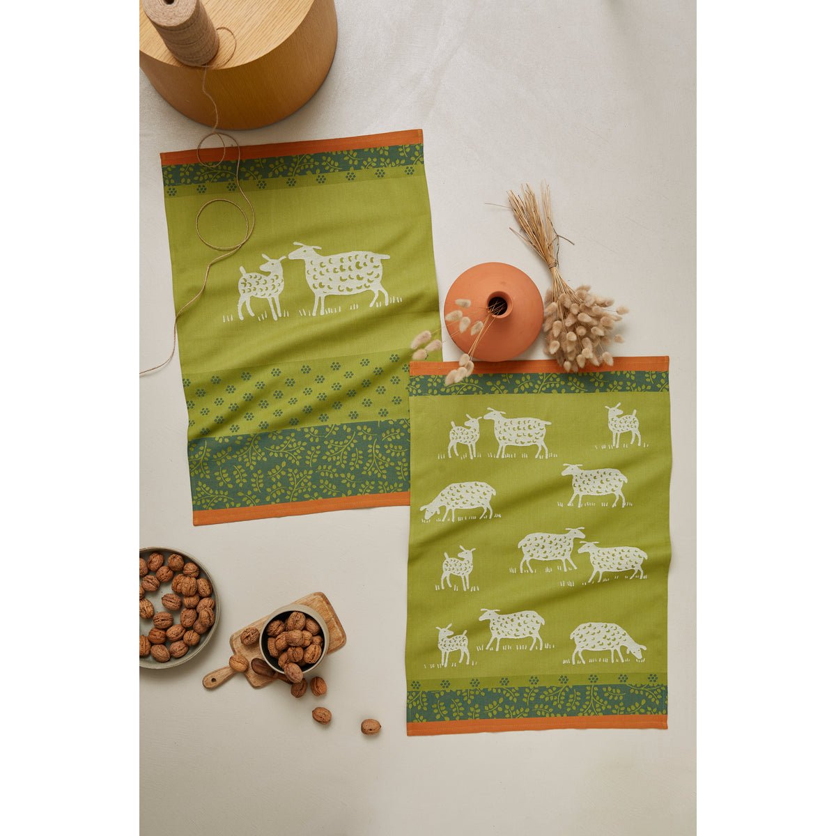 Torchon jacquard en coton MOUTON vert, COUCKE