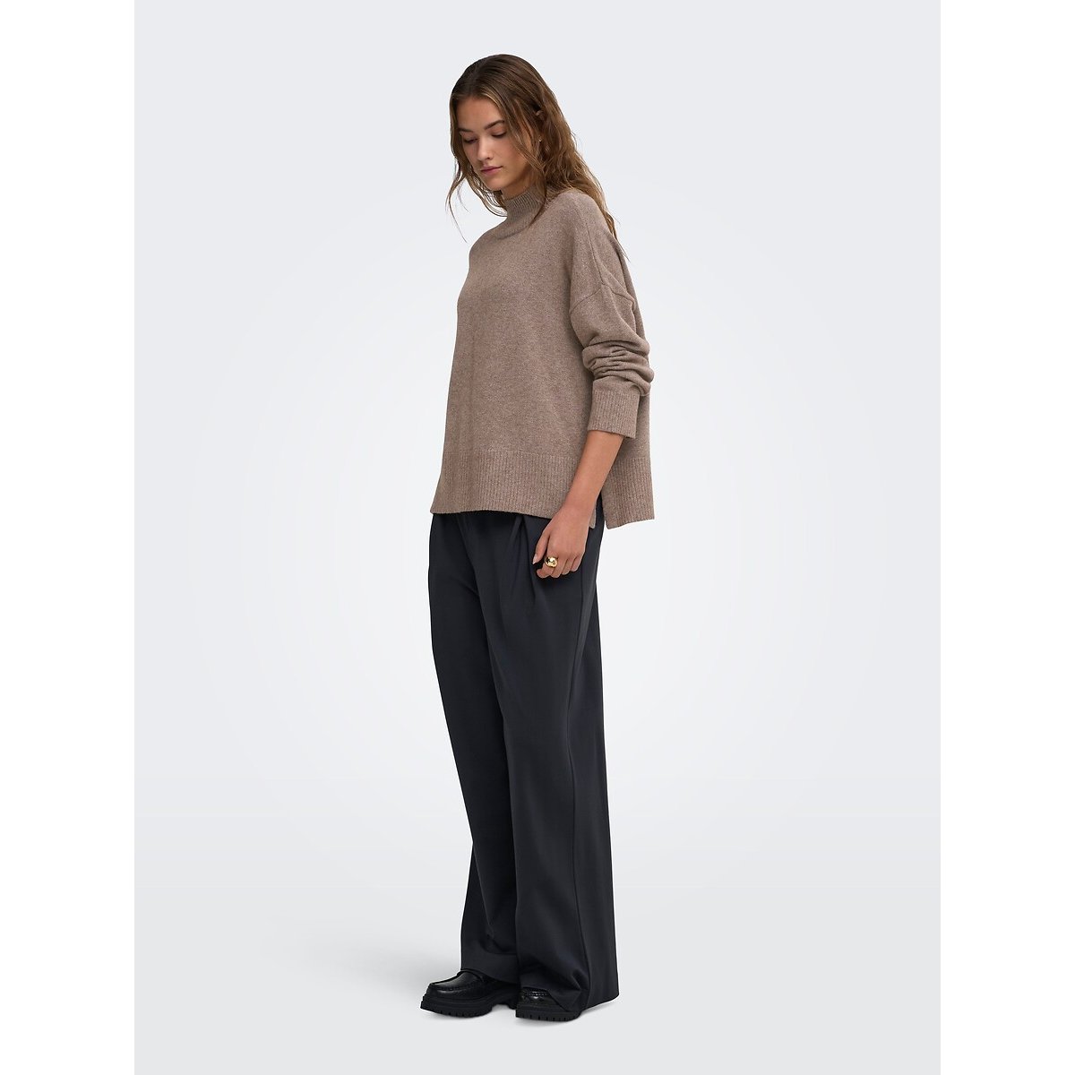 Pull col montant beige, ONLY