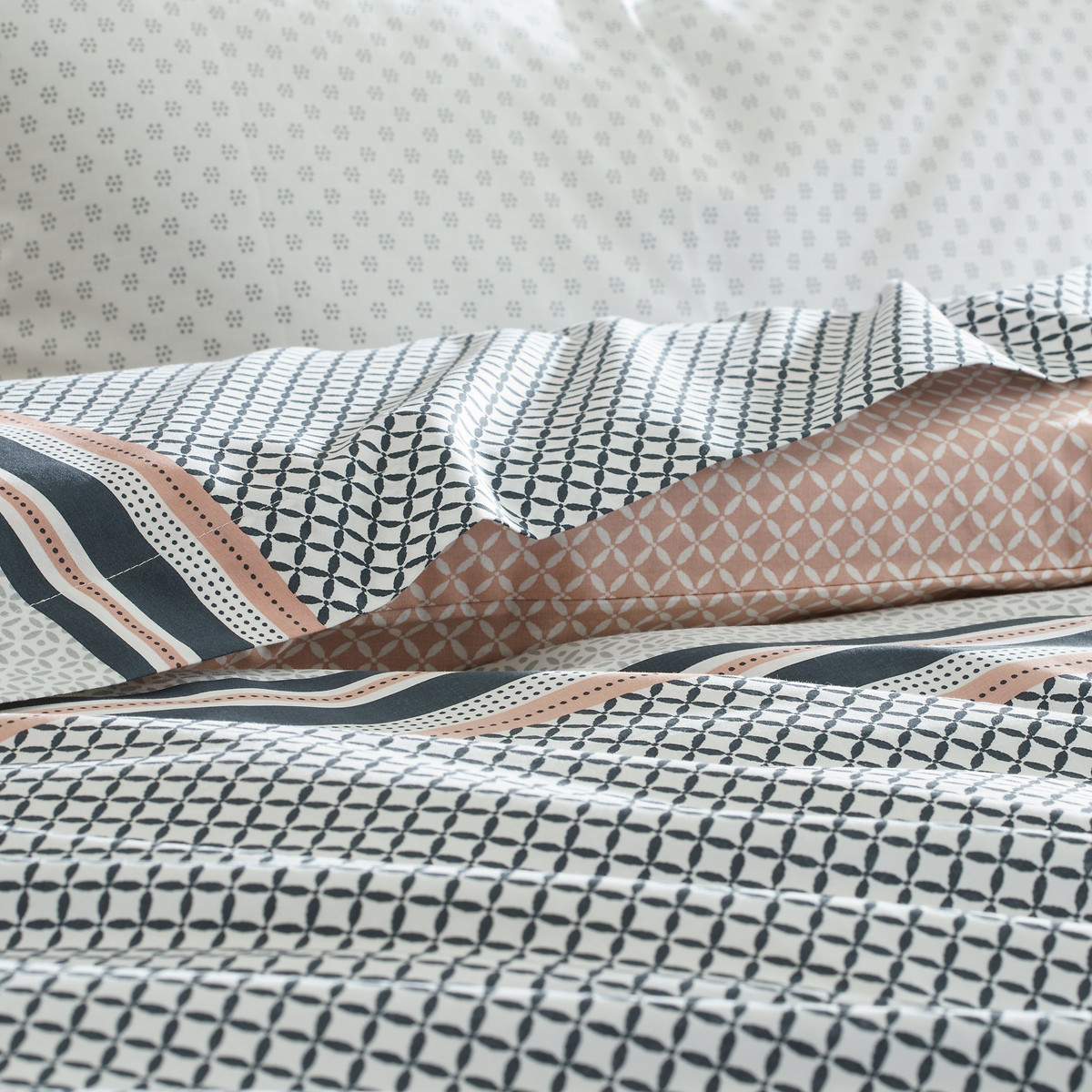 Nayma Cotton Duvet Cover grey/powder pink, SO'HOME