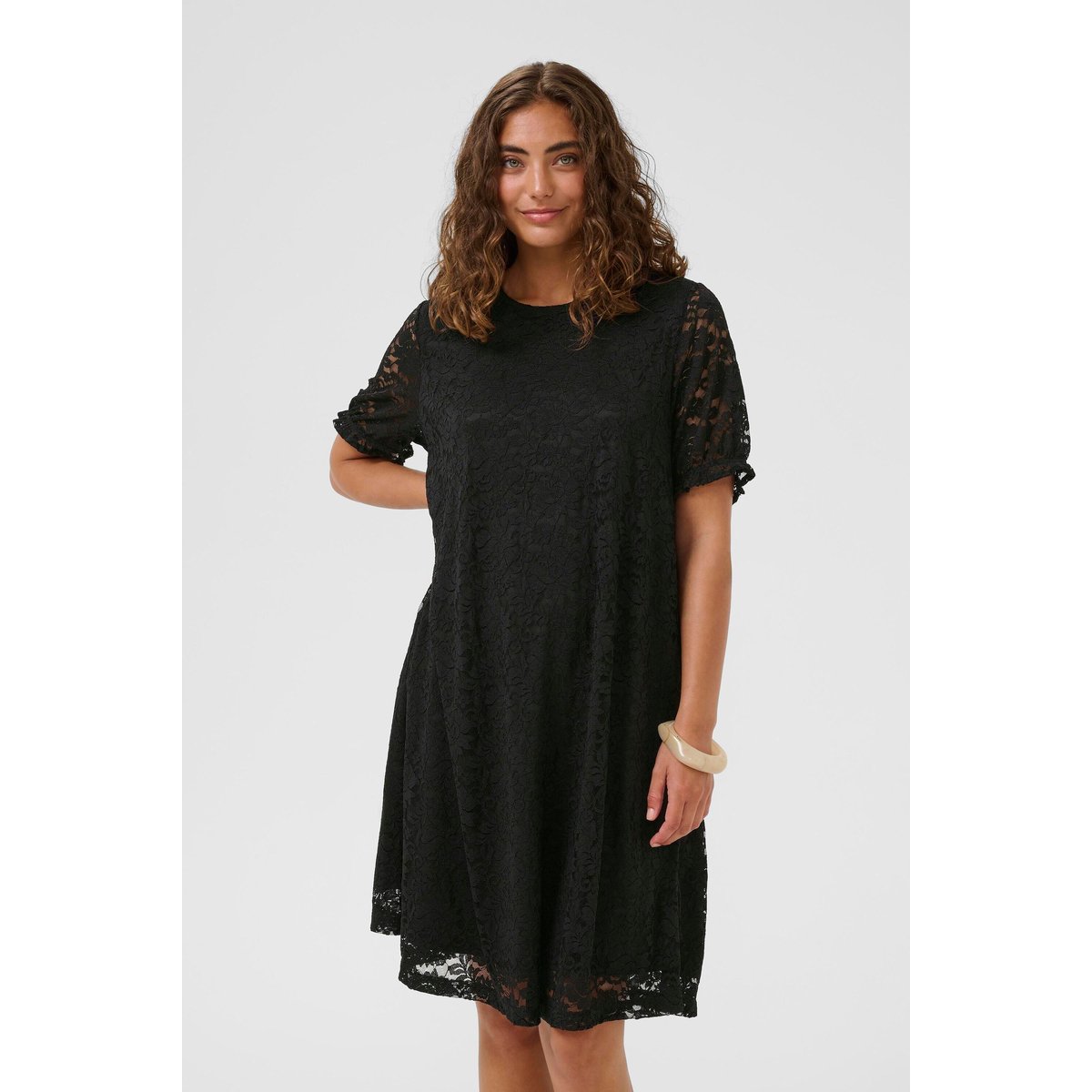 Robe noir, CULTURE