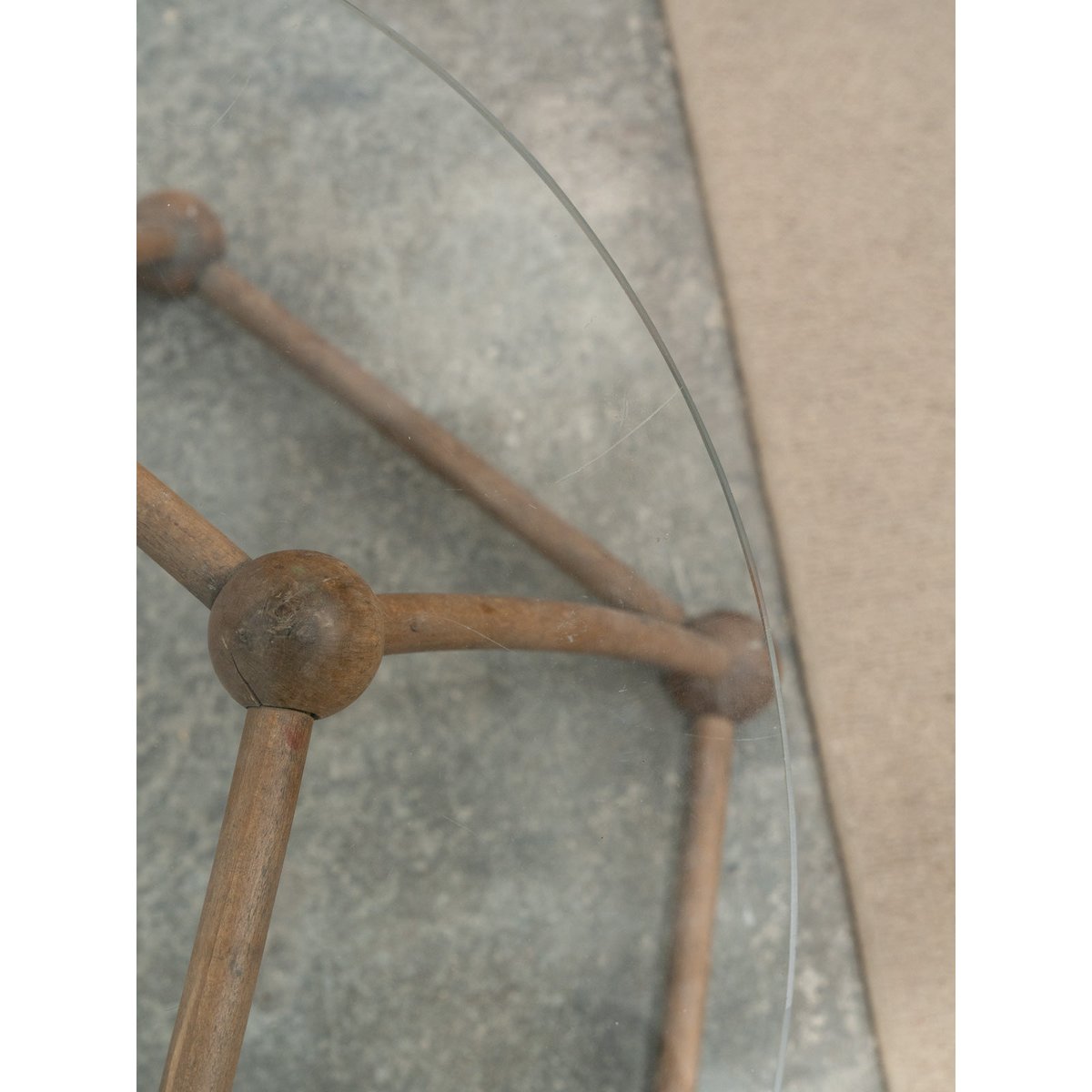 Table basse ronde en verre et bois Donna N°1071 - Bon état transparent, DEBONGOUT