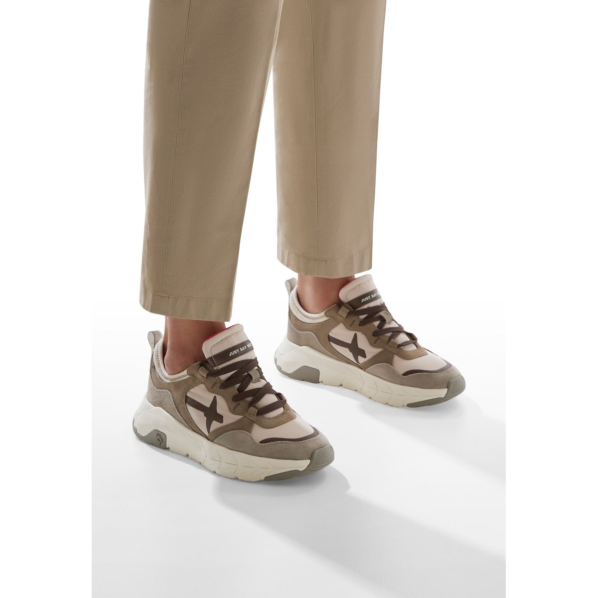 Sneakers en daim et tissu technique NEXT-M. gris tourterelle, W6YZ