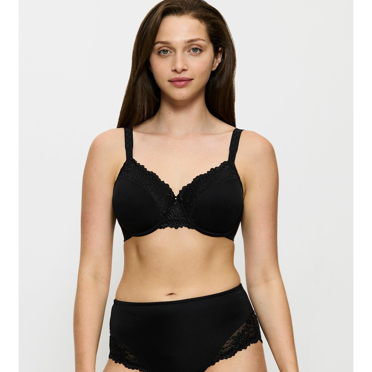 Soutien-gorge minimiseur Ladyform Soft noir, TRIUMPH