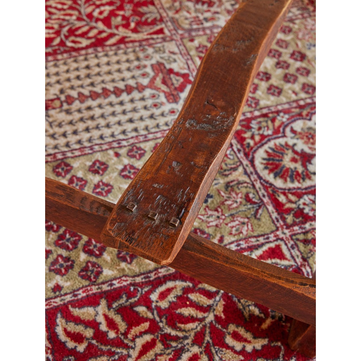 Table d'appoint brutaliste en bois Francine N°941 - Bon état bois foncé, DEBONGOUT