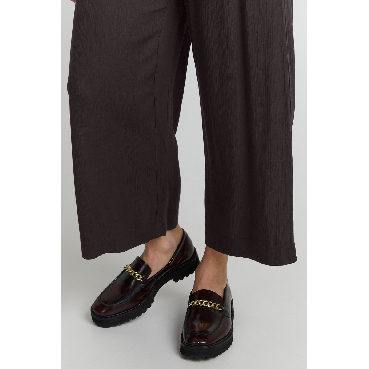 Pantalon coupe large, taille élastiquée noir, ICHI