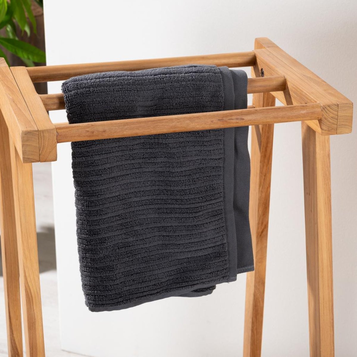 Porte serviette en teck rectangle à poser naturel, WANDA COLLECTION