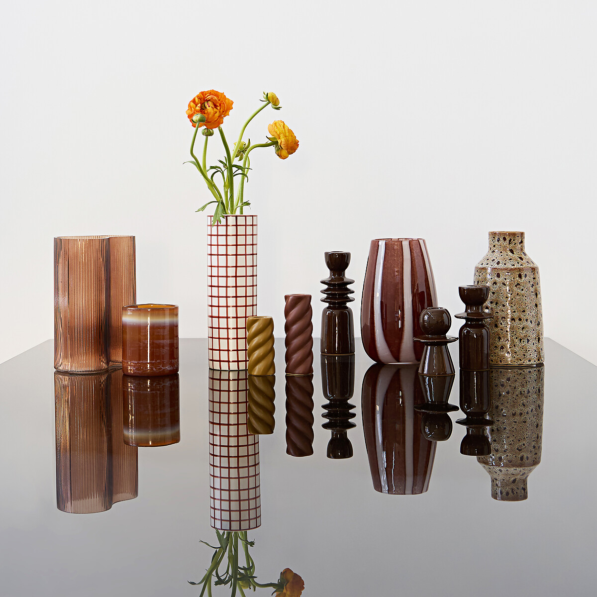 Anija 21cm High Ribbed Smoked Glass Vase amber, LA REDOUTE INTERIEURS
