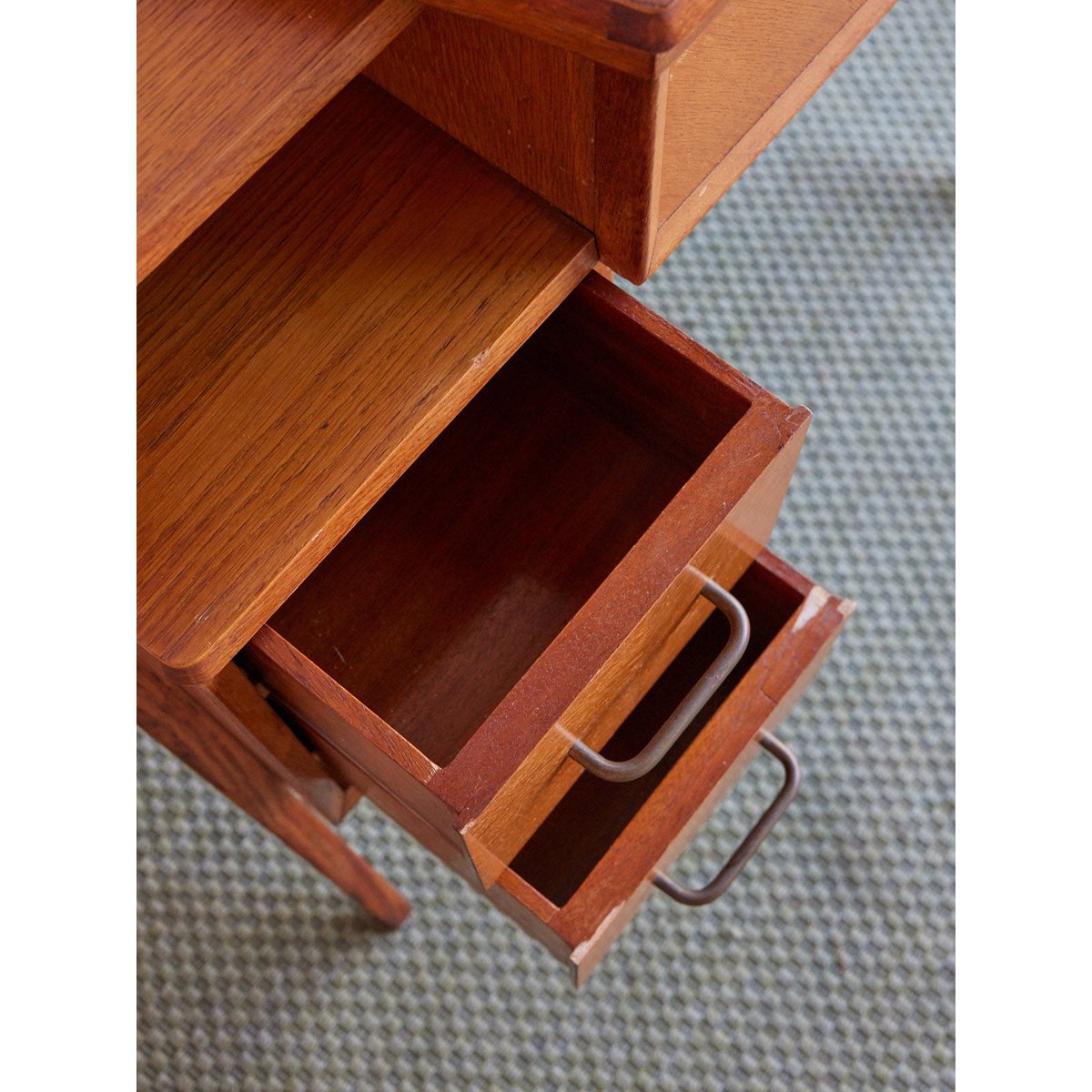 Bureau scandinave en bois Yvan N°571 - Bon état bois clair, DEBONGOUT
