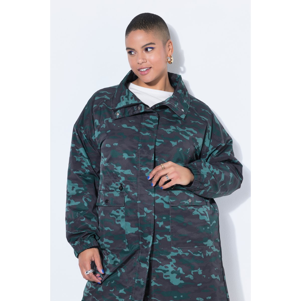 Manteau, coupe droite vert mat, STUDIO UNTOLD
