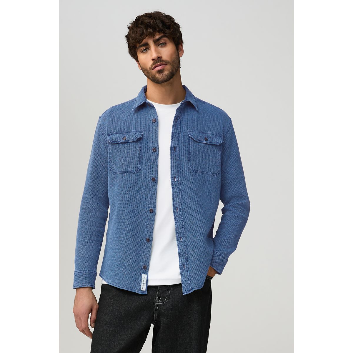 Chemise texturée en jean avec 2 poches bleu, NEXT