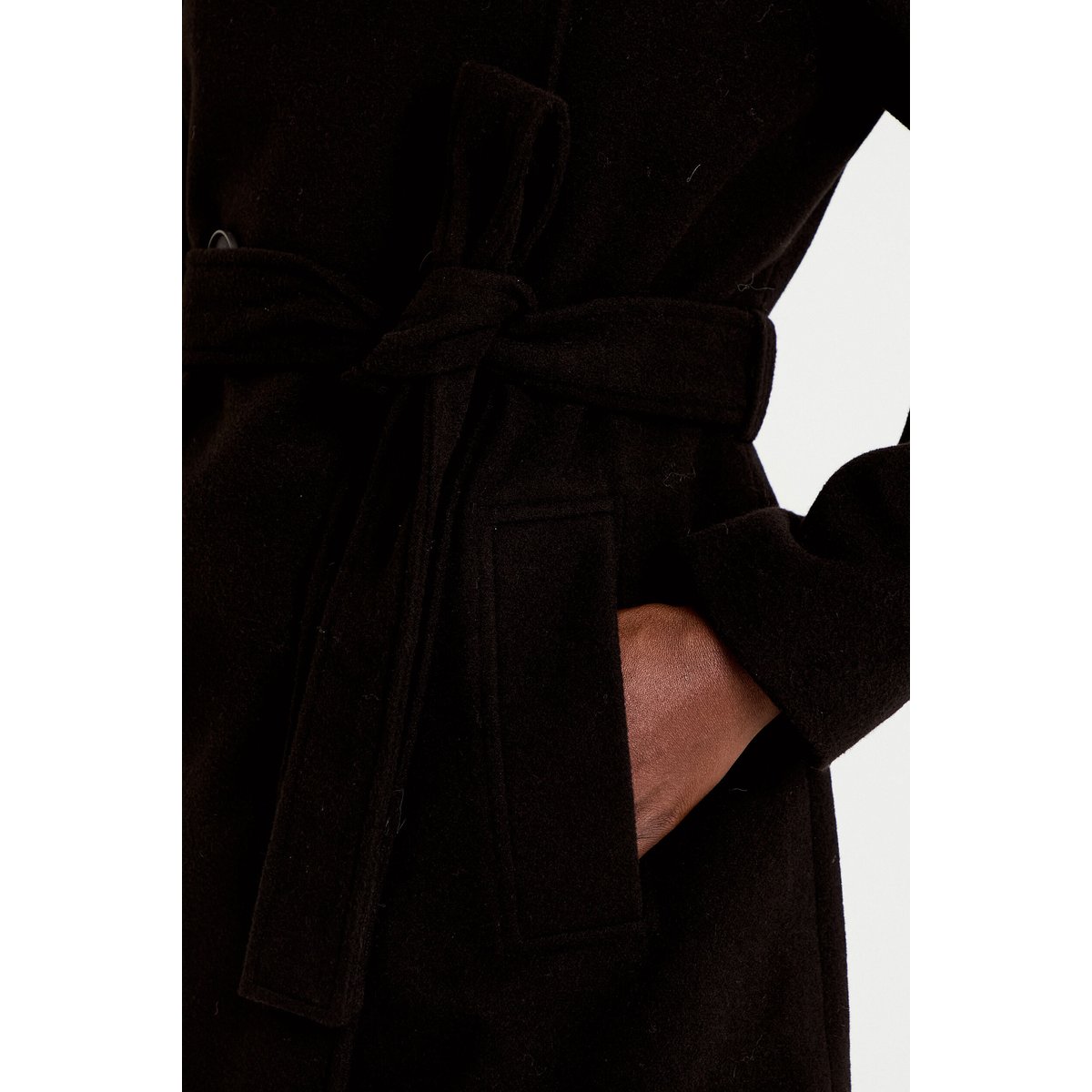 Manteau cintré mi-long col montant noir, CACHE CACHE