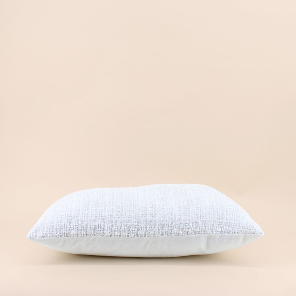 Coussin en velours texturé 40x60cm blanc, ORNAMI