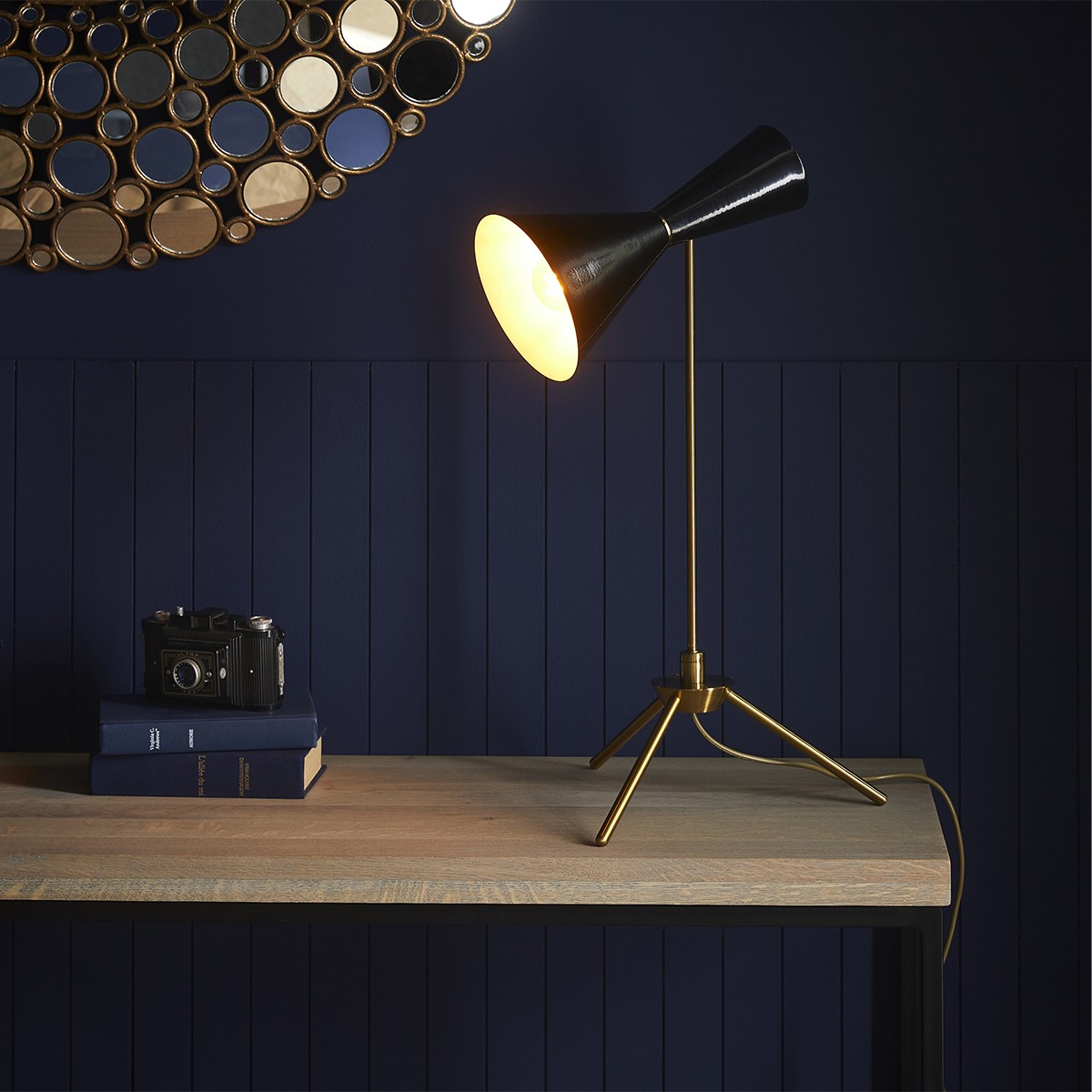 Lampe de Bureau François noir, SIGNATURE
