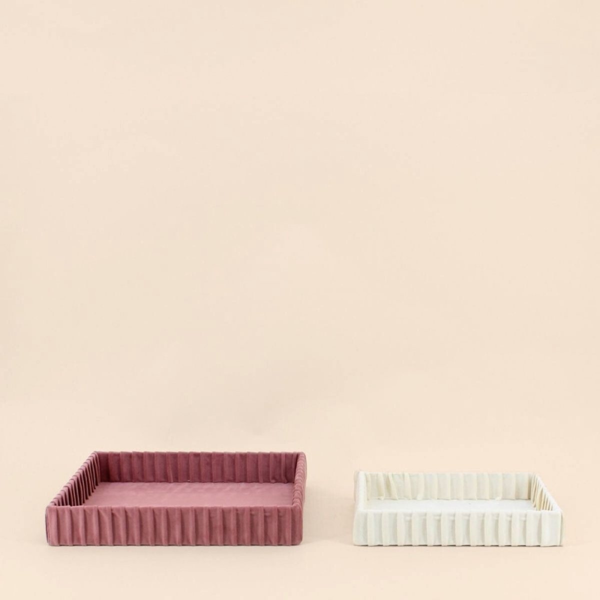 Set de 2 plateaux à bijoux en velours plissé rose, ORNAMI