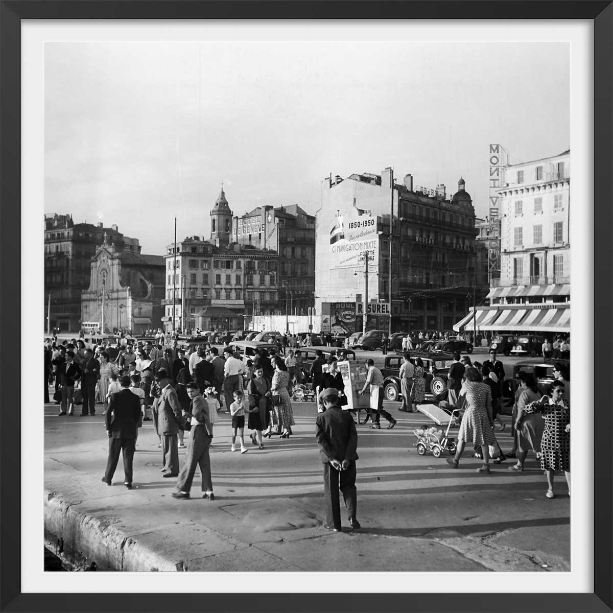 Affiche Marseille - Quai des Belges, Scène de vie en 1948 affiche + cadre en bois - noir, HEXOA