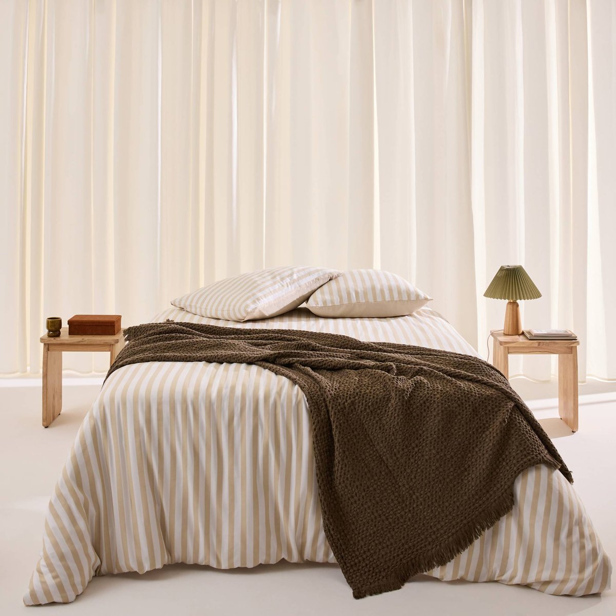 Table de chevet, table d'appoint exotique bois d'acacia (lot de 2) ASHA naturel, SWEEEK