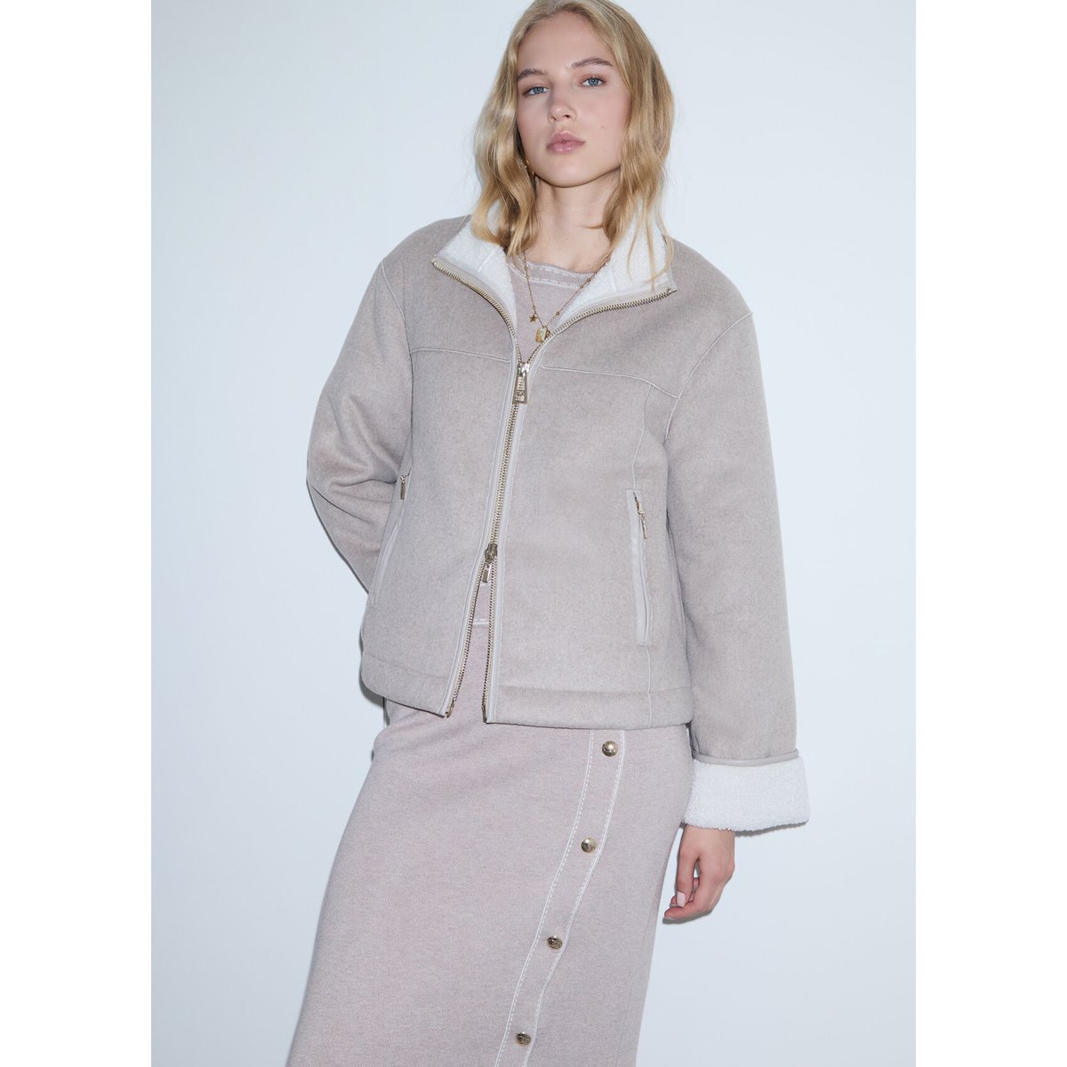 Manteau boxy en mouton synthétique beige, LIU JO