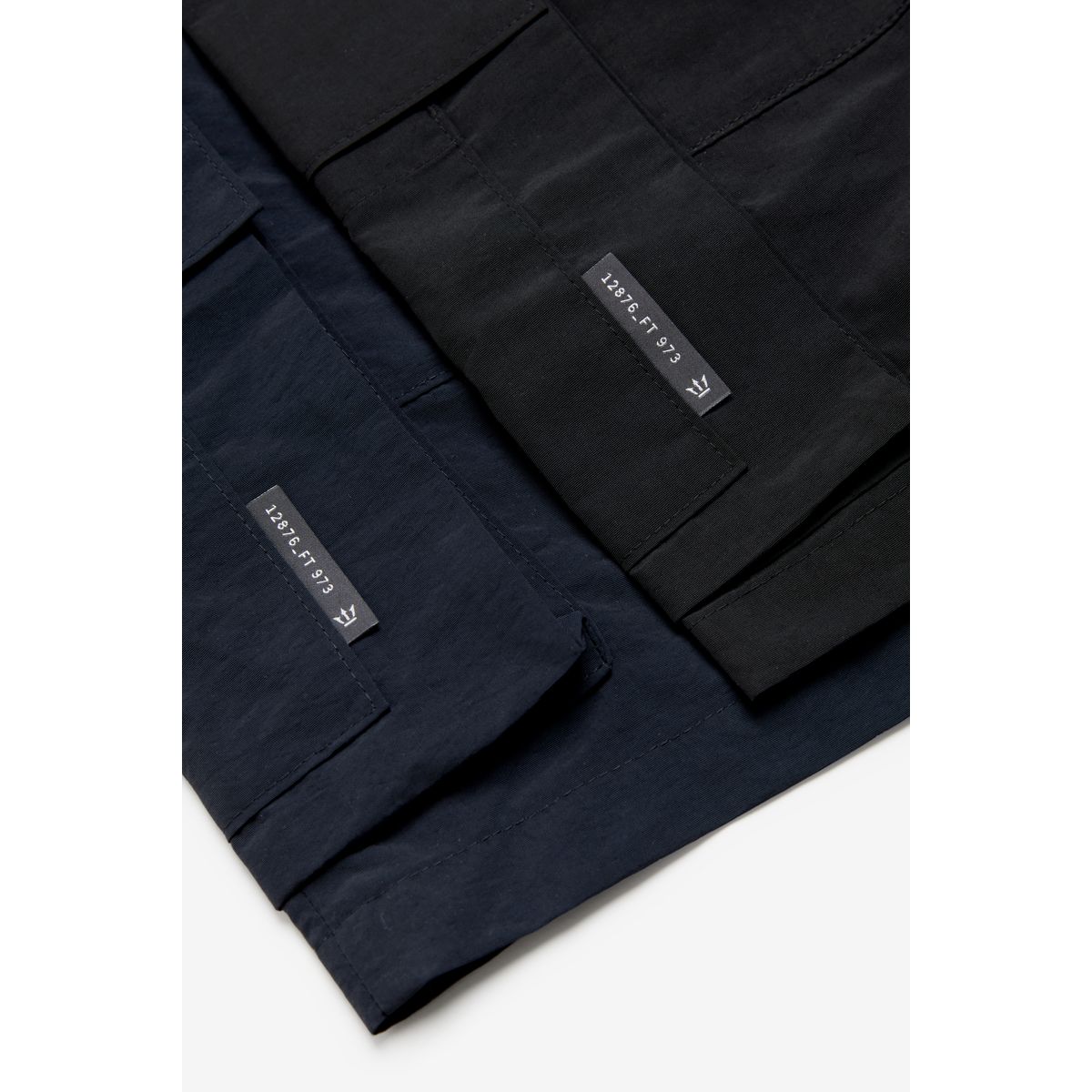 Short de bain style militaire, lot 2 noir/bleu marine, NEXT