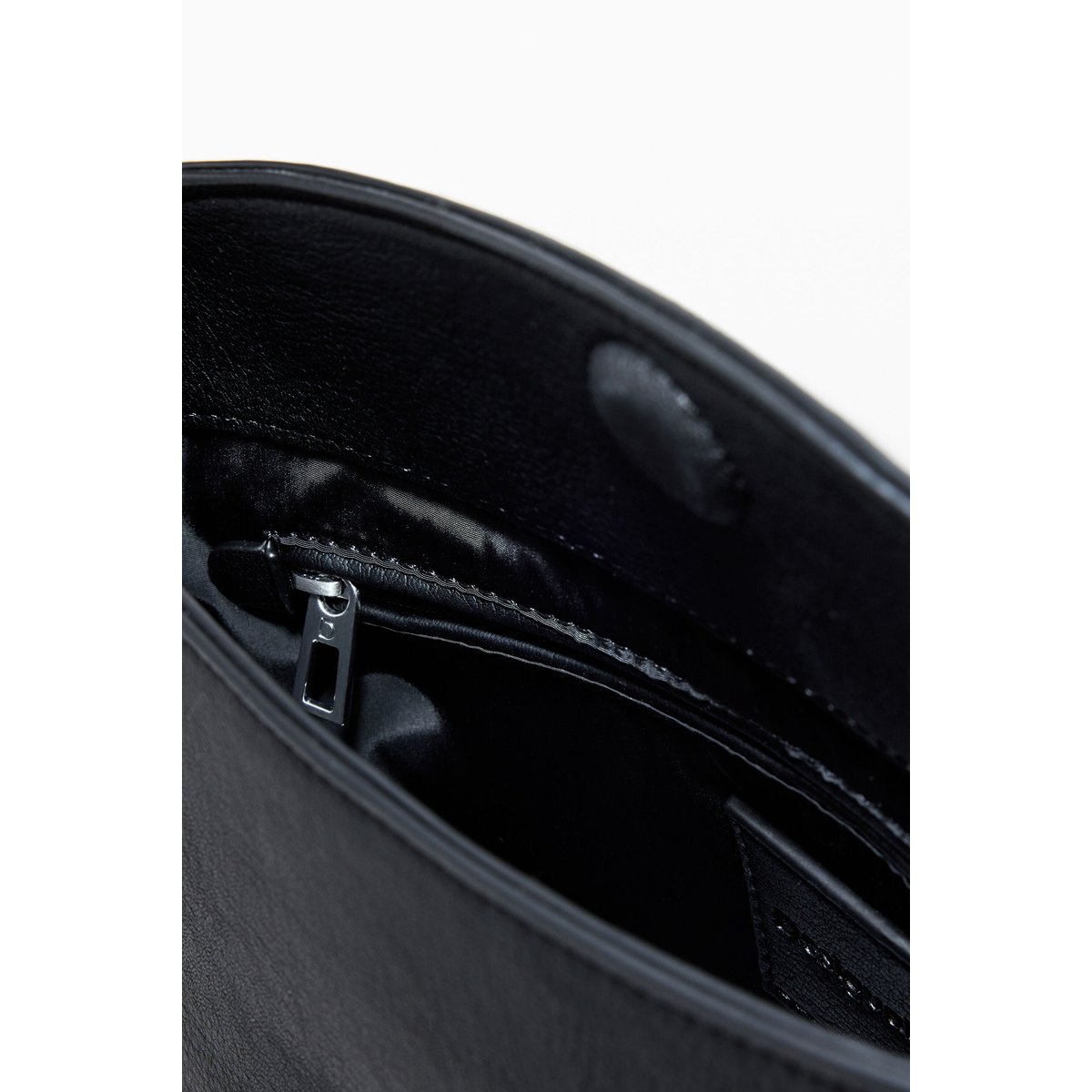 Sac à rabat logo 3D moyen noir, DESIGUAL