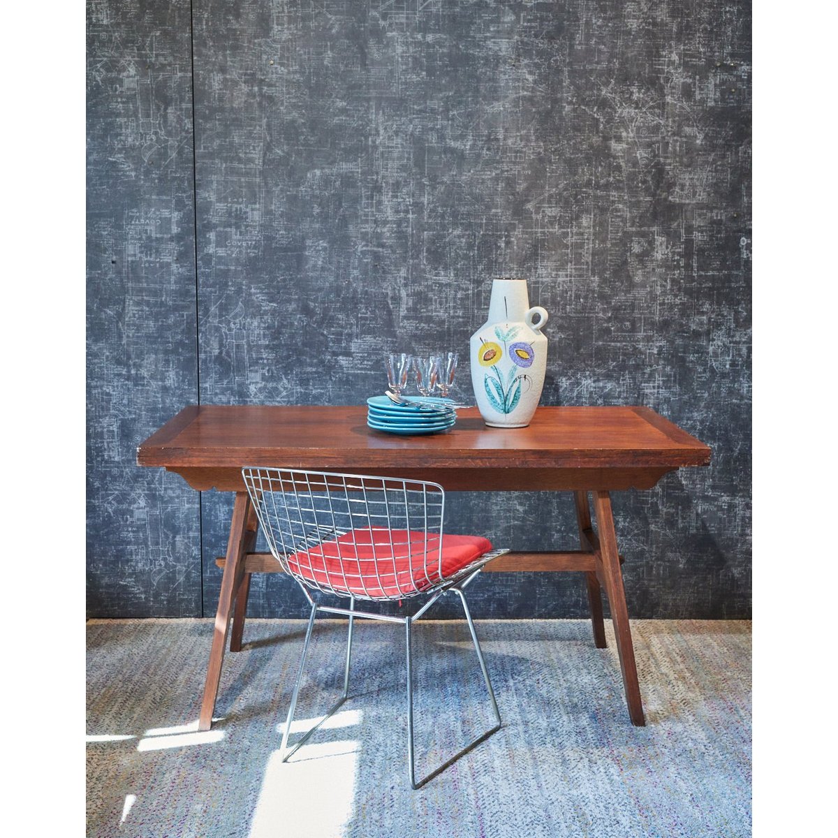 Table à manger en bois Romy N°1399 - Bon état bois foncé, DEBONGOUT