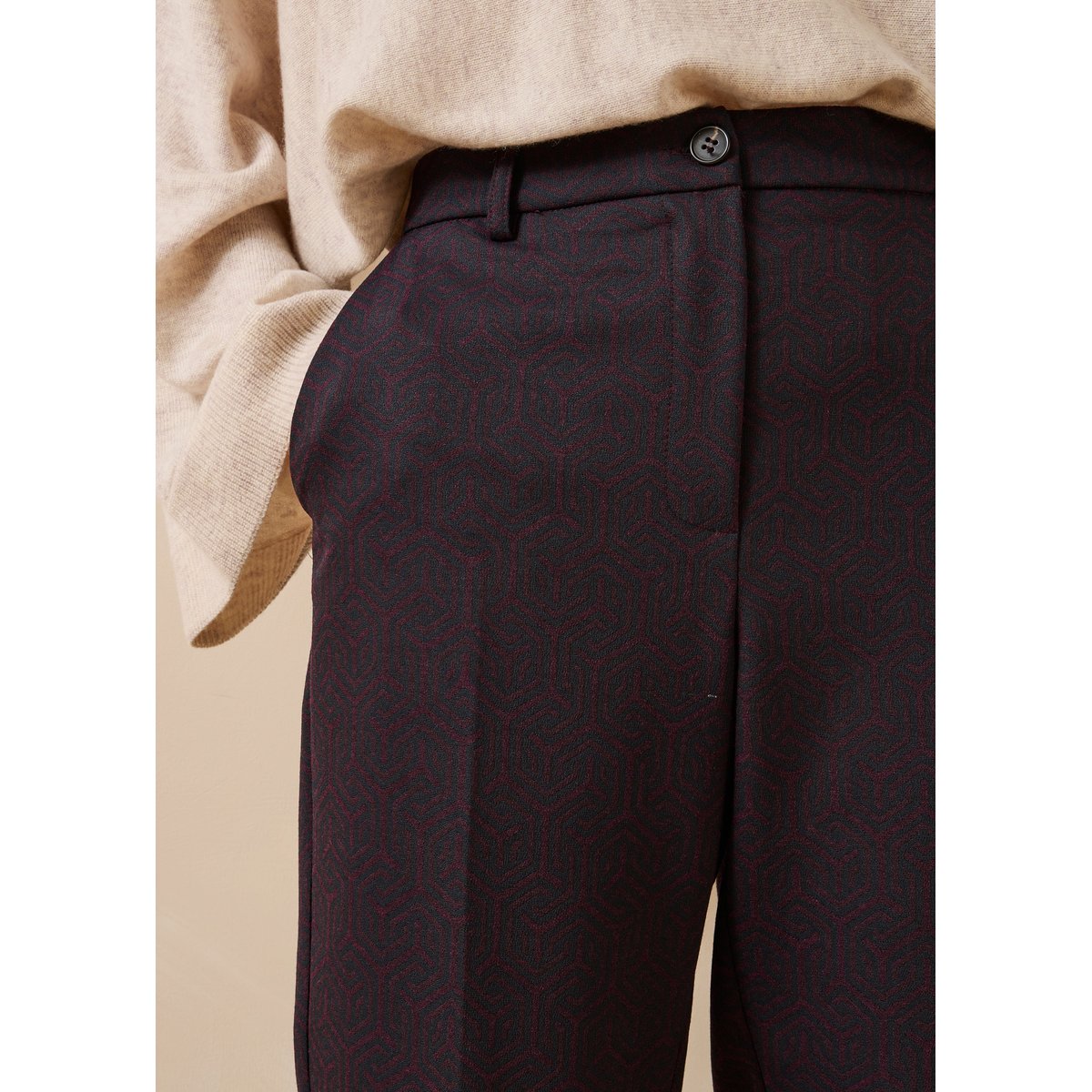 Pantalon carotte en jacquard aubergine/encre, LA FEE MARABOUTEE