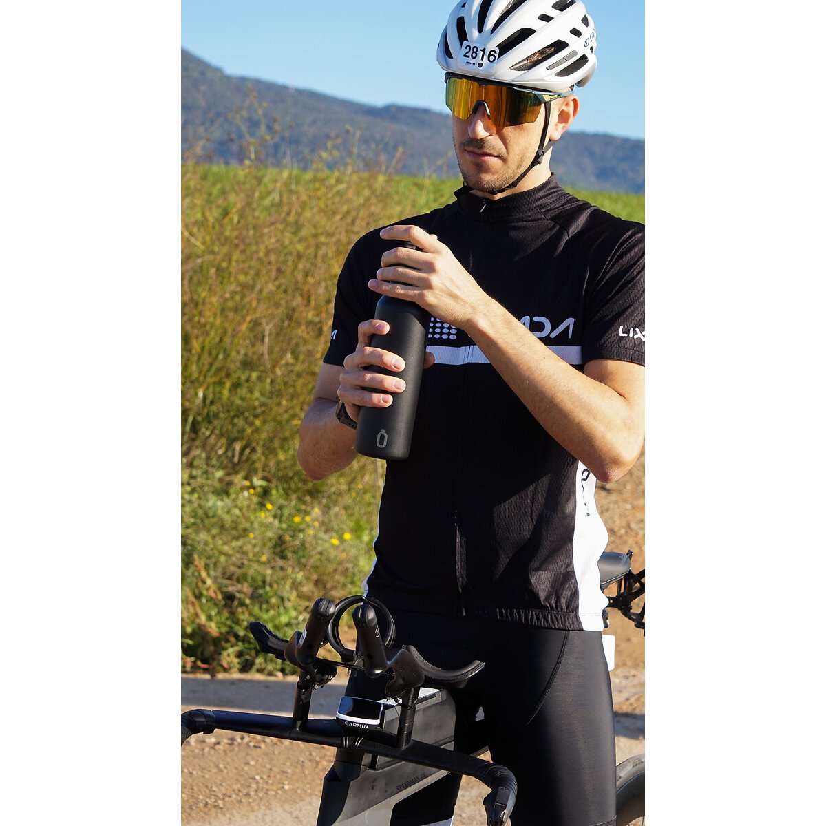 Garrafa Térmica Runbott Mii 750Ml preto , RUNBOTT