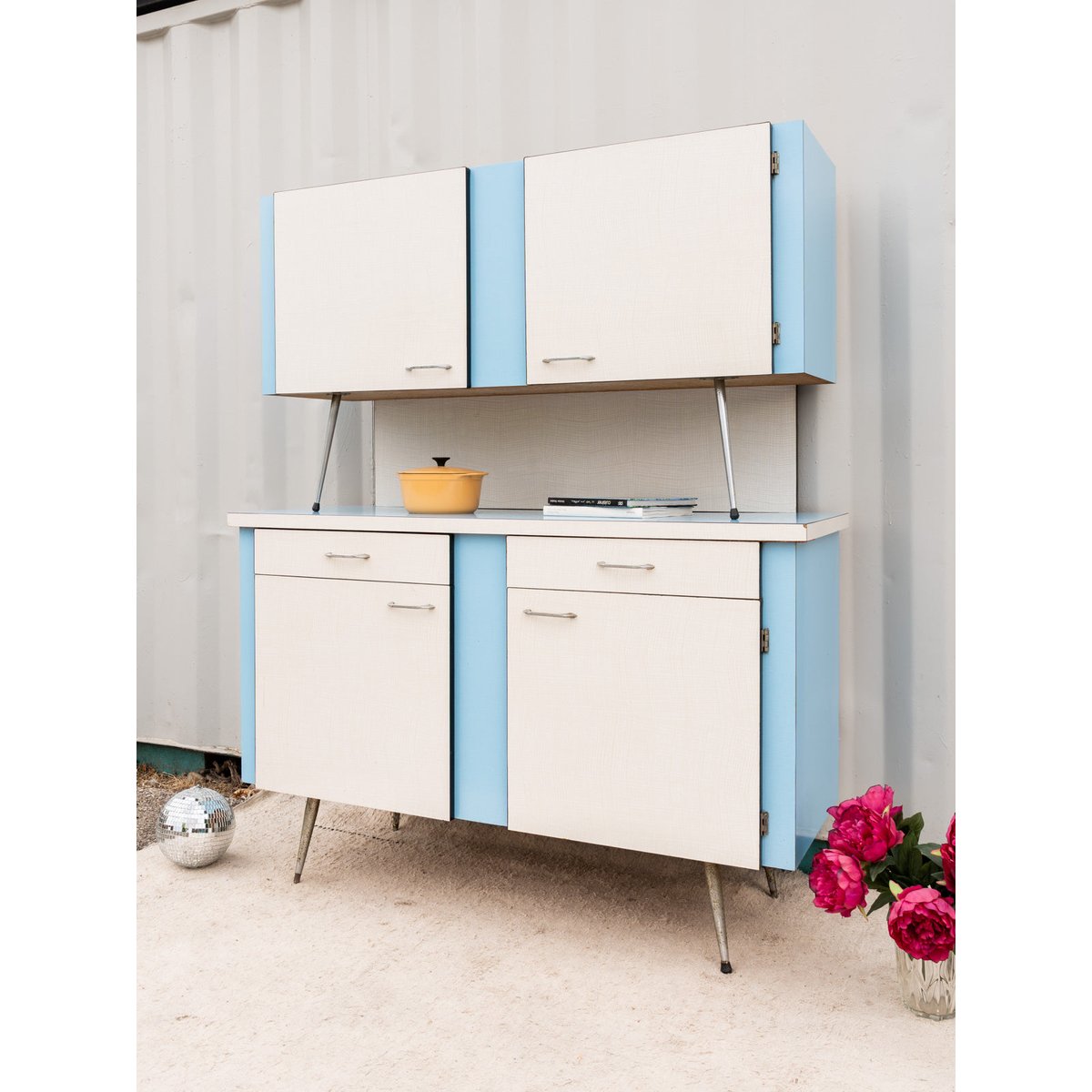 Buffet deux corps en formica Gilbert N°1693 - Bon état blanc, DEBONGOUT