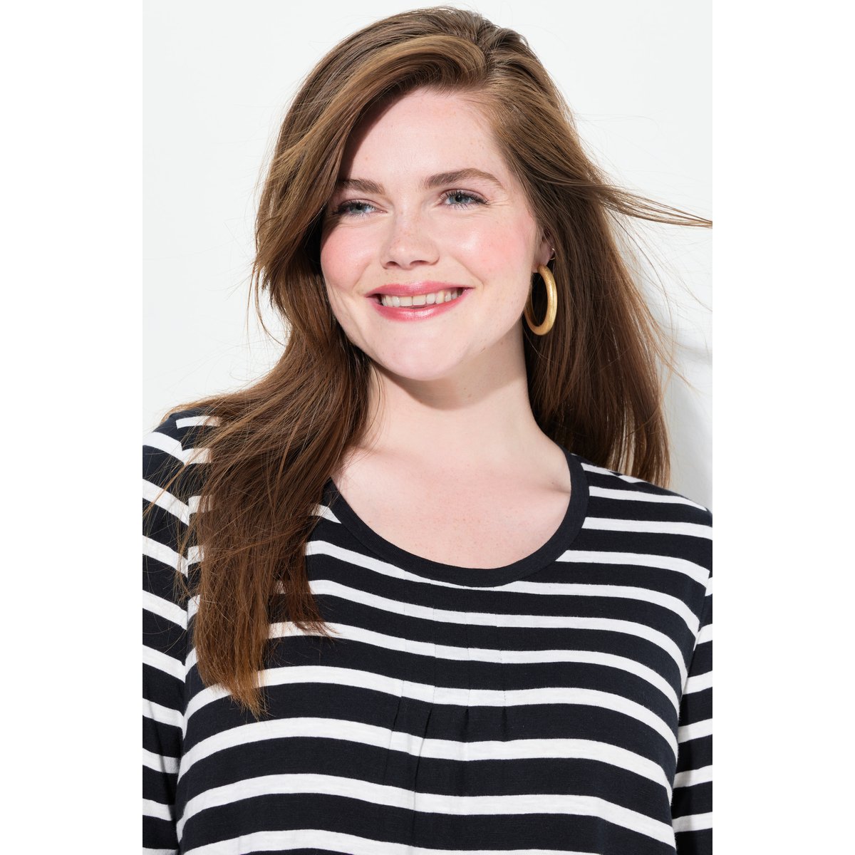 T-shirt rayé avec plis fantaisie noir, ULLA POPKEN
