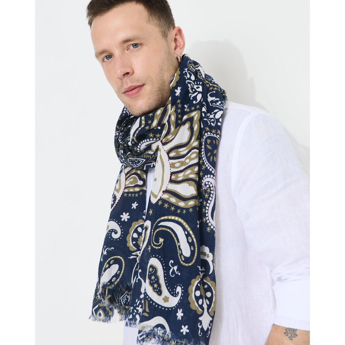 Foulard en coton DEMBO bleu marine, CHEVIGNON