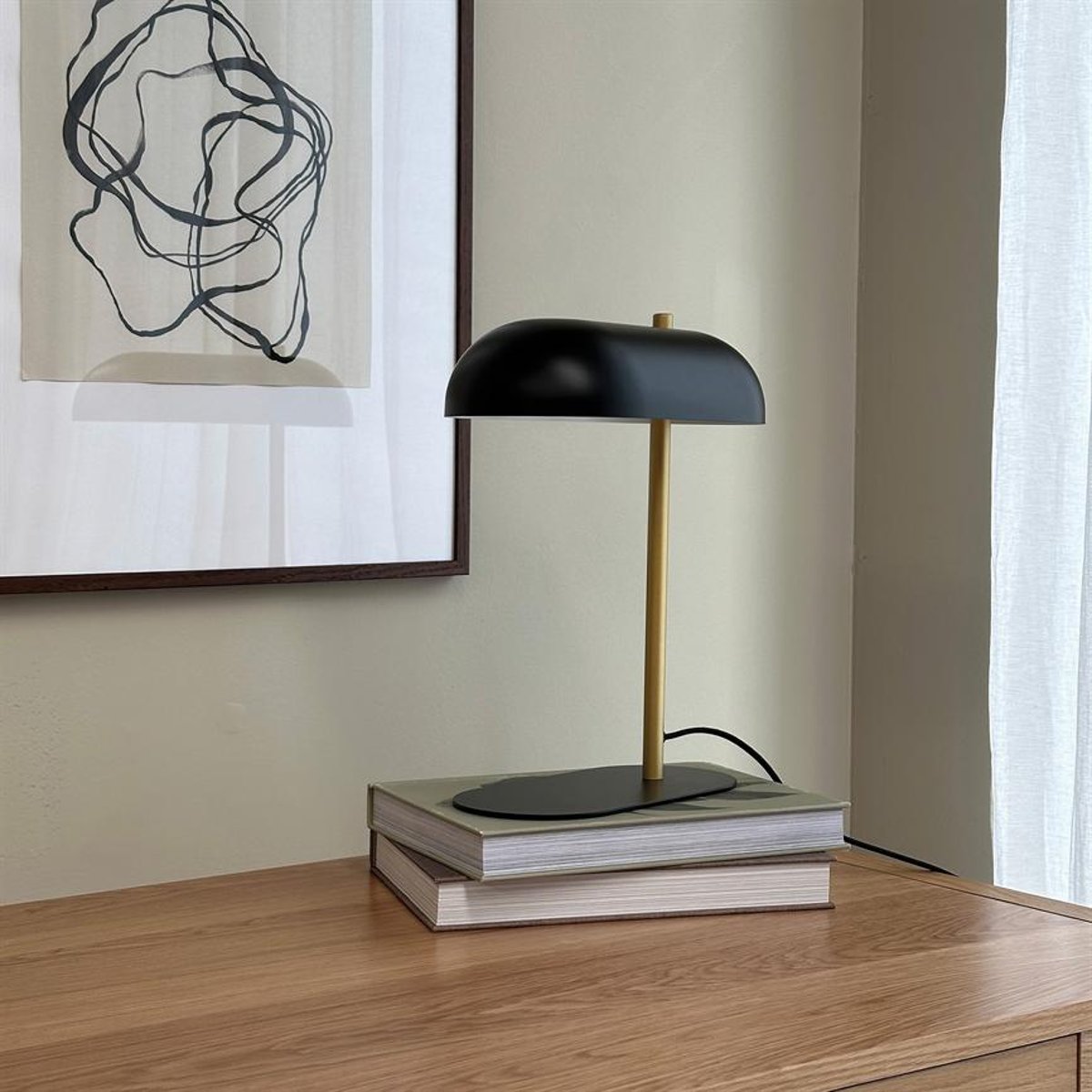 Lampe à poser en Métal ARCH noir/laiton, DYBERG LARSEN