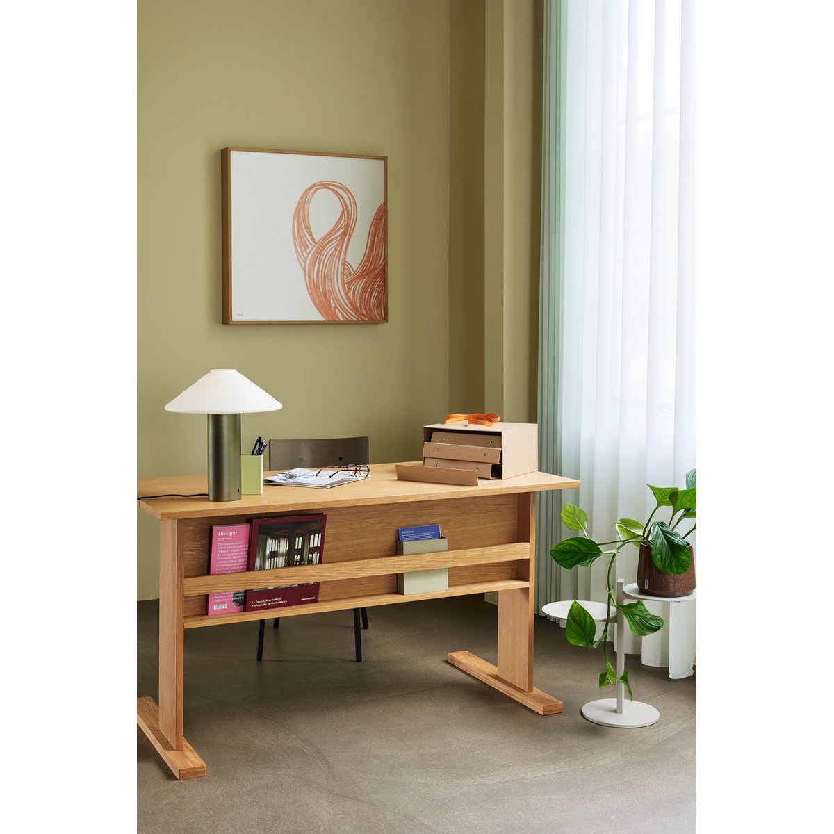Table d'appoint en fer PLATFORM sable, HUBSCH