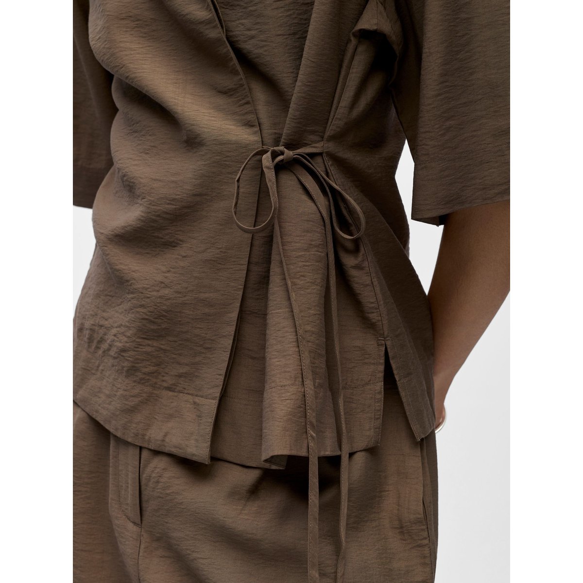 Blouse morel, OBJECT