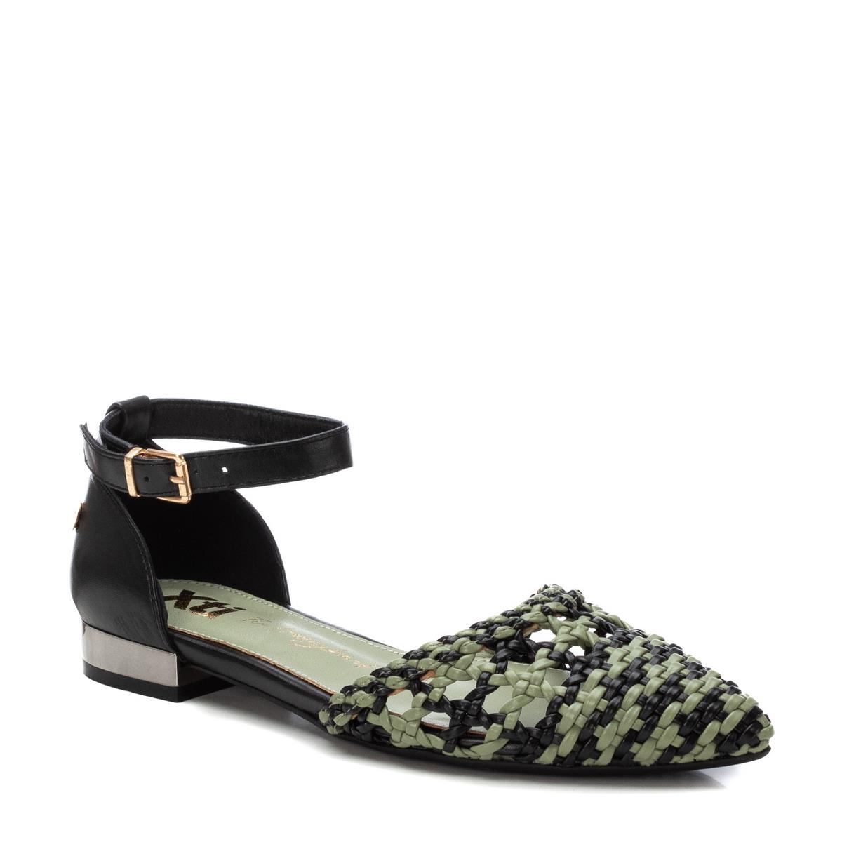 Chaussure Plaine Entreprise Boucle kaki, XTI