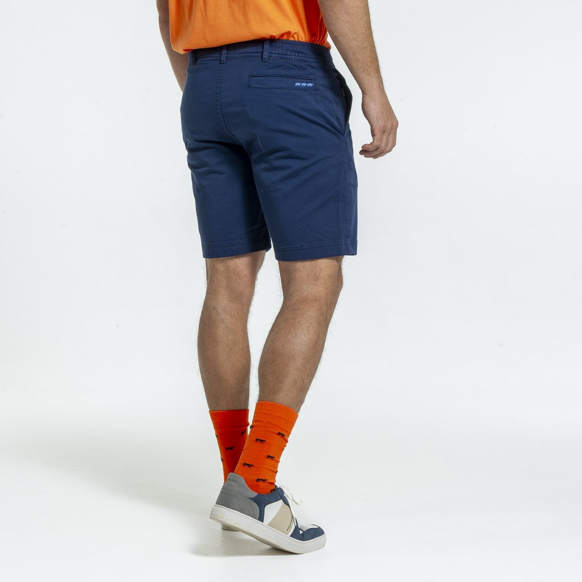 Bermuda chino bleu marine, MISE AU GREEN