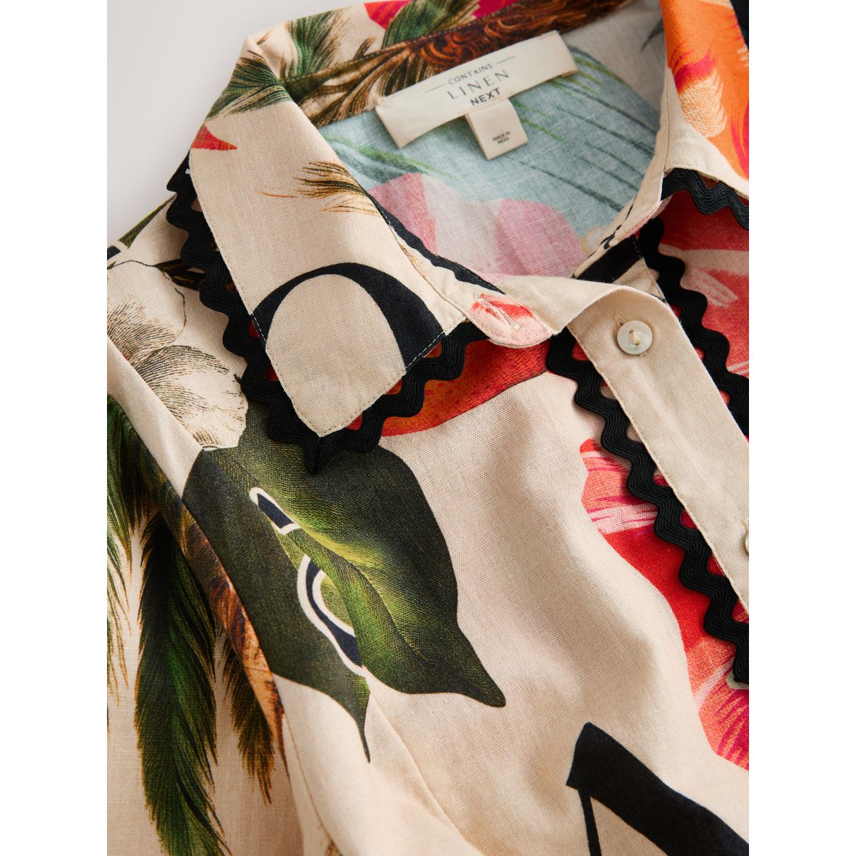 Combi-short avec col et ceinture rouge tropical, NEXT